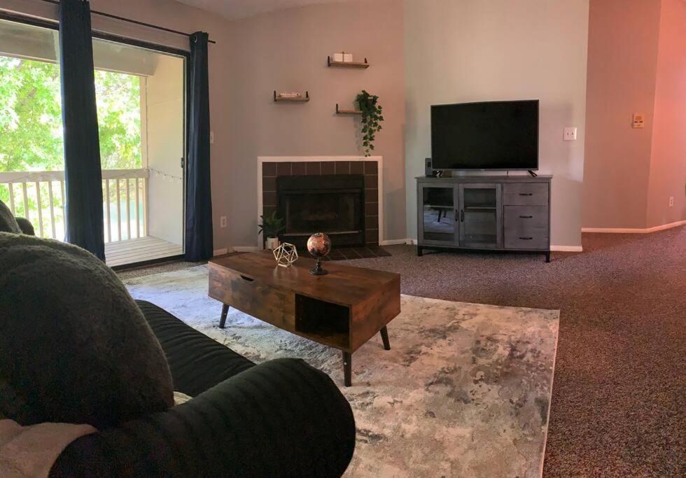 إنديانابوليس Watchtower Condo At Eagle Creek المظهر الخارجي الصورة